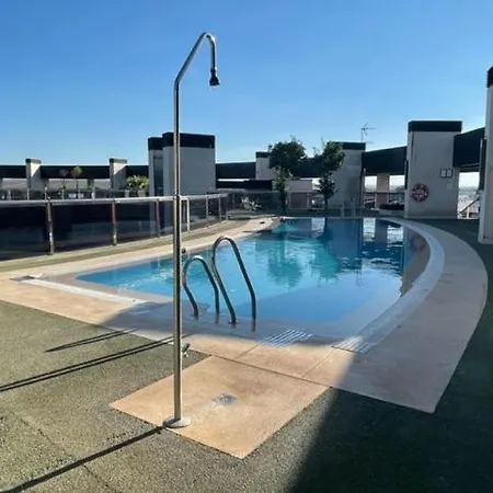 Tecnocordoba Aparcamiento Privado Gratuito Y Piscina * Κόρδοβα