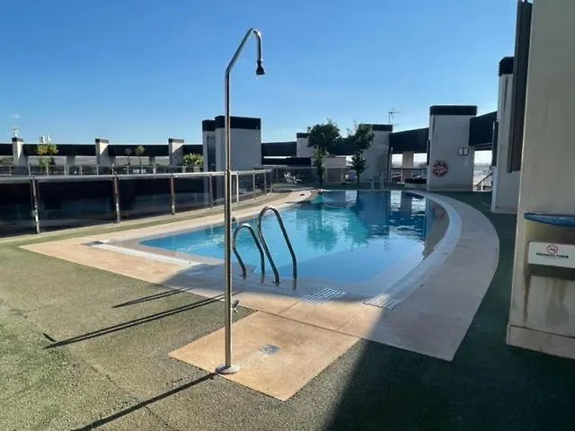 Tecnocordoba Aparcamiento Privado Gratuito Y Piscina * 科爾多瓦